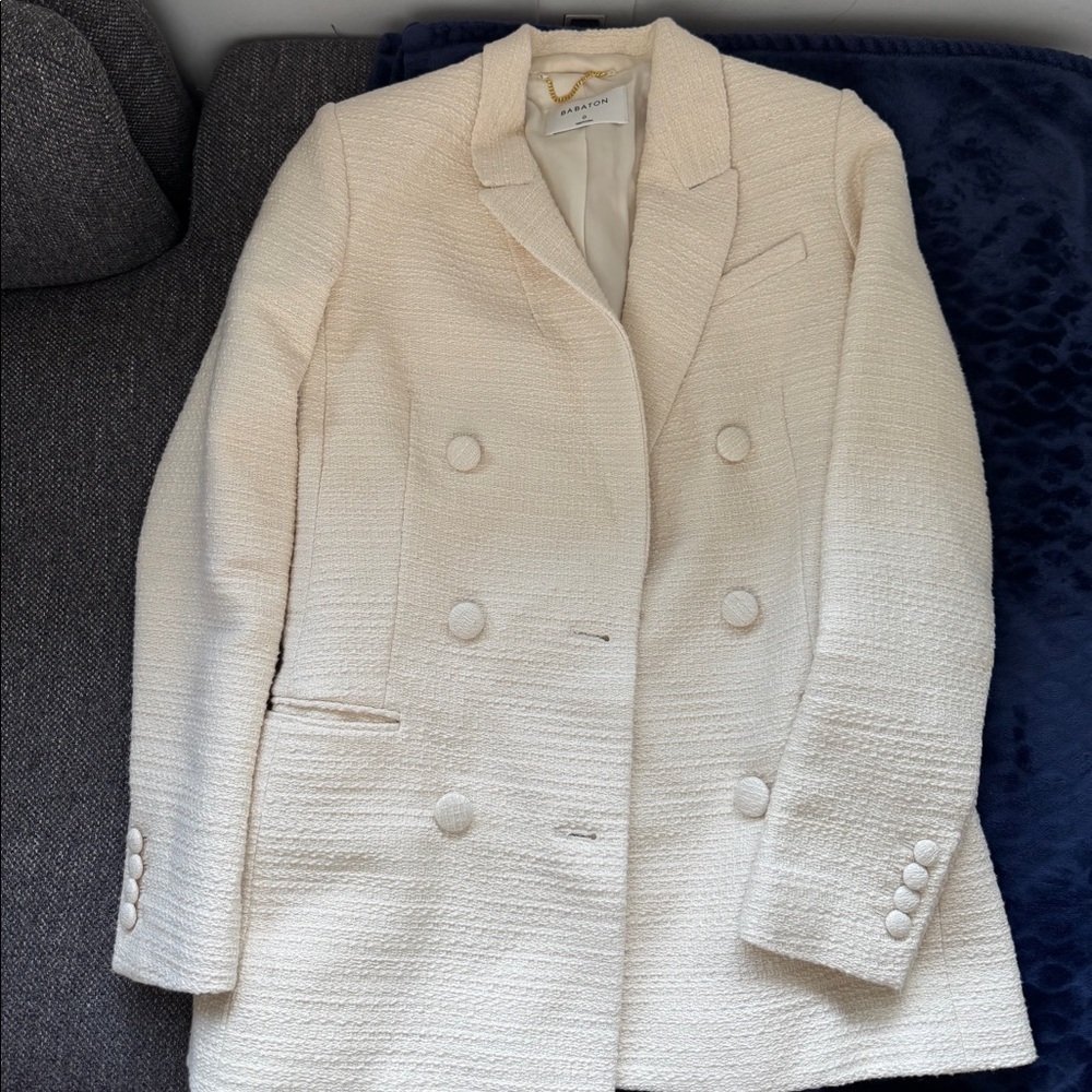 Aritzia tweed blazer